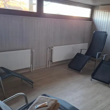 Meerliebe Direkt Am Steinhuder Inklusive Sauna Balkon Und Parkplatz * Steinhude